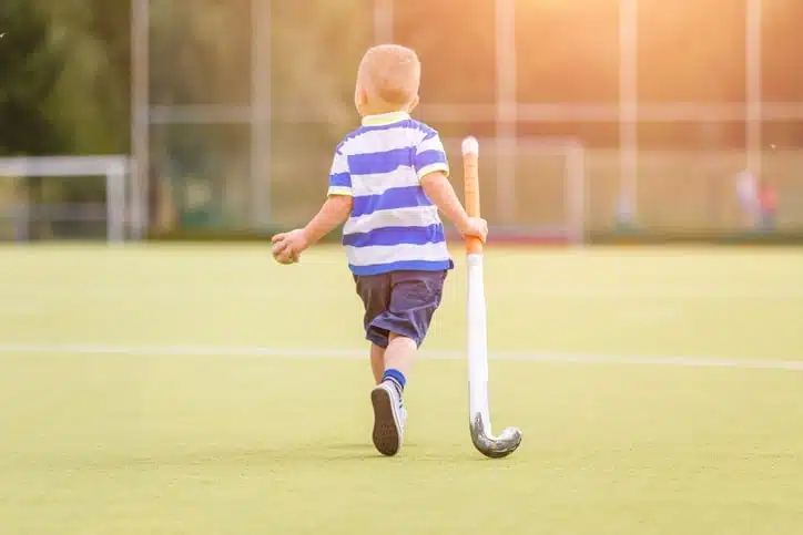 Mijn kind wil op hockey, waar moet ik rekening mee houden?