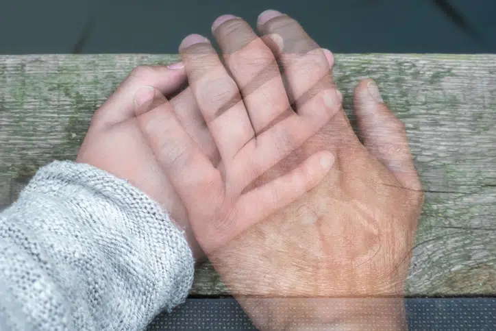 iemand laten gaan, de band van opa met zijn kleinzoon