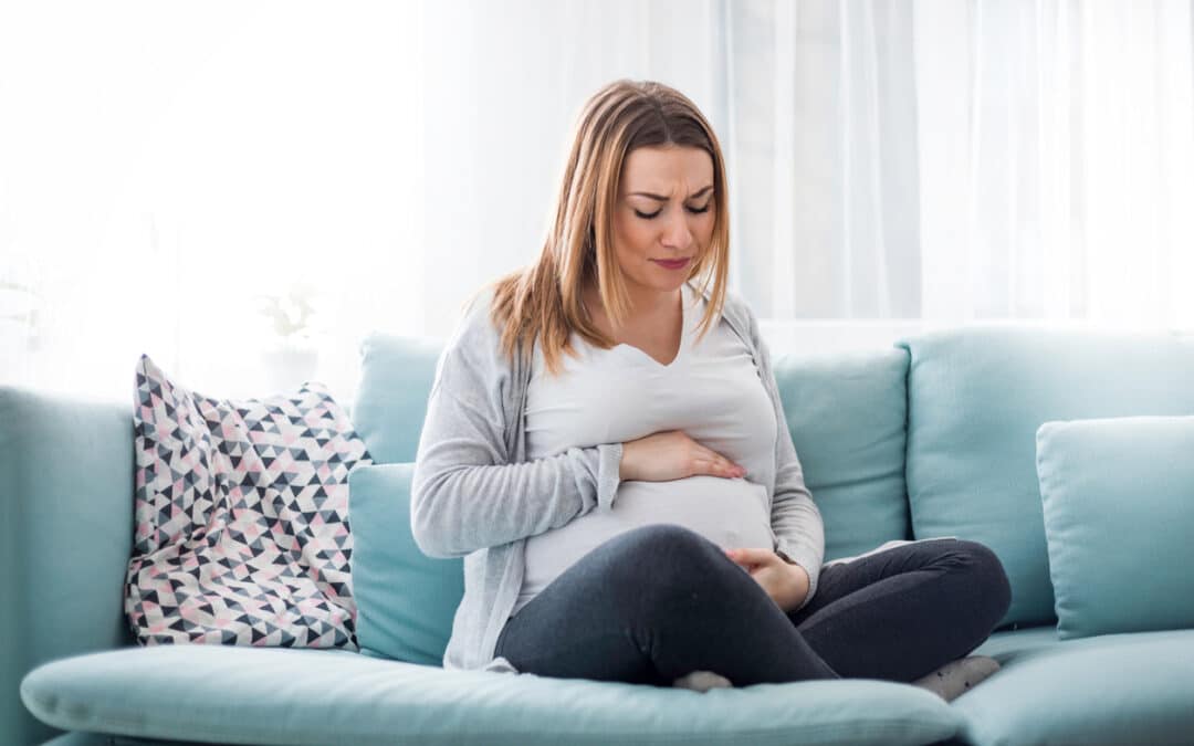 Buikpijn en zwanger: Alles wat je moet weten