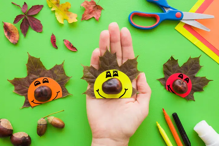 egel knutsel met papier en kastanje - knutselen met kastanjes