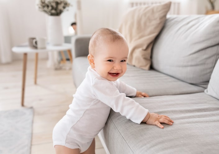 Optrekken en staan stimuleren bij je baby? Tips van een kinderfysiotherapeut