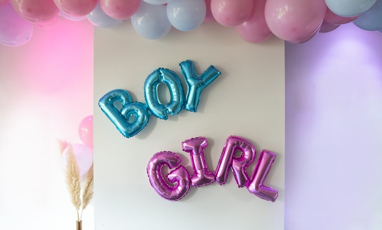gender reveal ideeen boy en girl ballonnen
